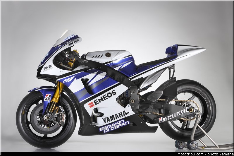 yamaha_yzr_m1_2012_19_motogp