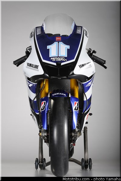 yamaha_yzr_m1_2012_23_motogp