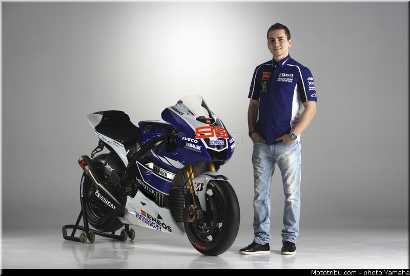 yamaha_yzr_m1_2013_01_motogp