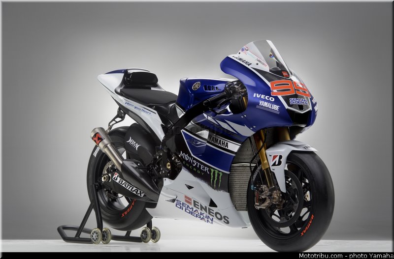 yamaha_yzr_m1_2013_10_motogp