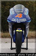 yamaha_yzr_m1_2003_045_motogp.jpg