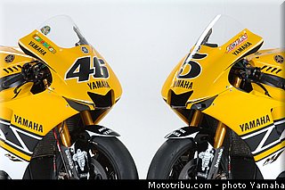 yamaha_yzr_m1_2005_19_motogp.jpg