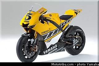 yamaha_yzr_m1_2005_25_motogp.jpg