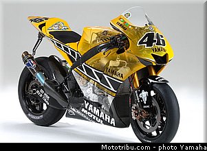 yamaha_yzr_m1_2005_28_motogp.jpg