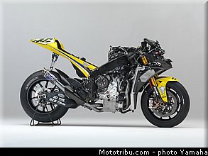 yamaha_yzr_m1_2006_01_motogp.jpg