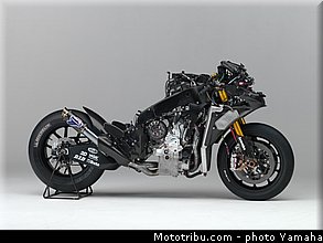 yamaha_yzr_m1_2006_04_motogp.jpg