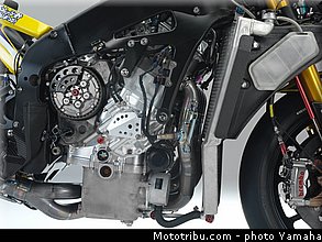 yamaha_yzr_m1_2006_18_motogp.jpg