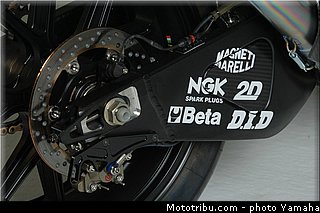 yamaha_yzr_m1_2006_29_motogp.jpg