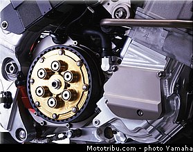 yamaha_yzr_m1_2006_43_motogp.jpg