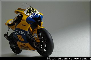 yamaha_yzr_m1_2006_44_motogp.jpg