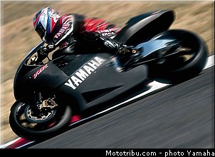 yamaha_yzr_m1_2006_51_motogp.jpg