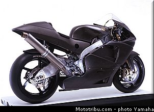 yamaha_yzr_m1_2006_52_motogp.jpg
