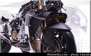 yamaha_yzr_m1_2006_54_motogp.jpg