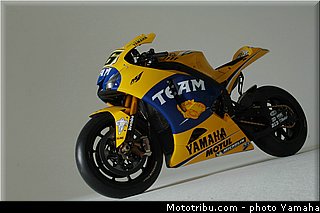 yamaha_yzr_m1_2006_55_motogp.jpg