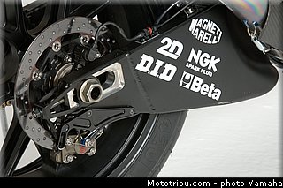 yamaha_yzr_m1_2007_01_motogp.jpg