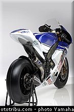 yamaha_yzr_m1_2008_08_motogp.jpg