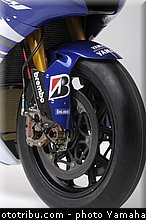 yamaha_yzr_m1_2008_09_motogp.jpg