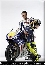 yamaha_yzr_m1_2009_01_motogp.jpg