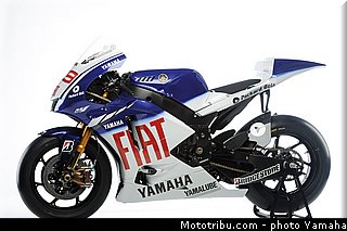 yamaha_yzr_m1_2009_06_motogp.jpg