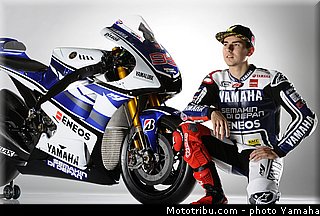 yamaha_yzr_m1_2012_02_motogp.jpg