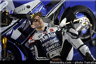 yamaha_yzr_m1_2012_08_motogp.jpg