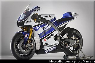 yamaha_yzr_m1_2012_20_motogp.jpg