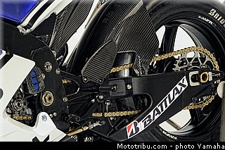 yamaha_yzr_m1_2012_25_motogp.jpg