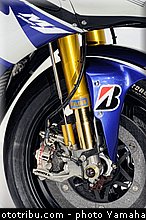 yamaha_yzr_m1_2012_35_motogp.jpg