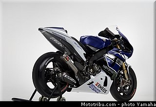 yamaha_yzr_m1_2013_08_motogp.jpg