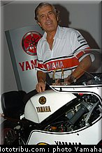 008_yamaha_yzr_ow_23_1974_agostini_1.jpg