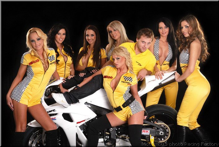 team_racing_factory_11