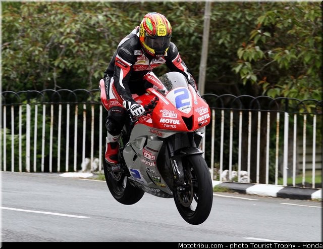 cameron_donald_tourist_trophy_2015_1