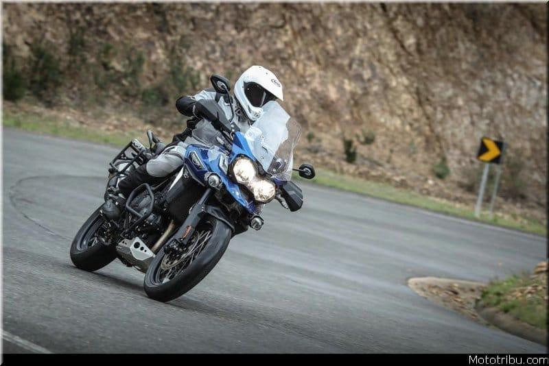 metzeler_tourance-triumph-tiger-explorer_2016_1