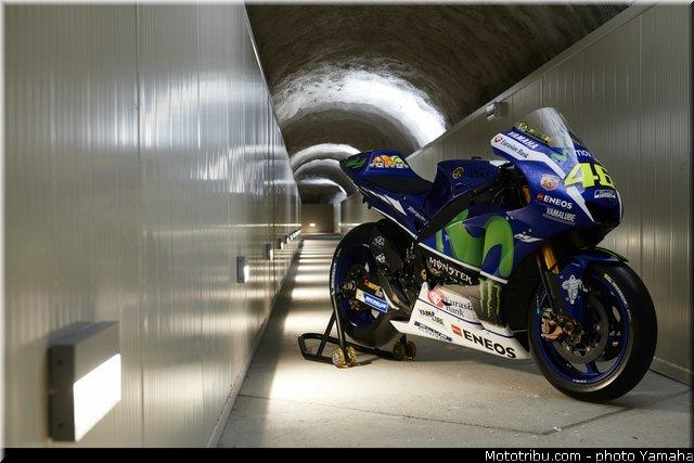 motogp_2016_presentation_yamaha_pointe_hellbronner_003