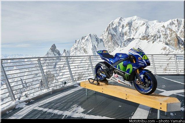 motogp_2016_presentation_yamaha_pointe_hellbronner_024