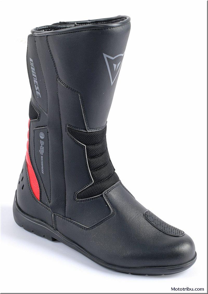 équipement_-_dainese,_tempest_lady_d-wp_2