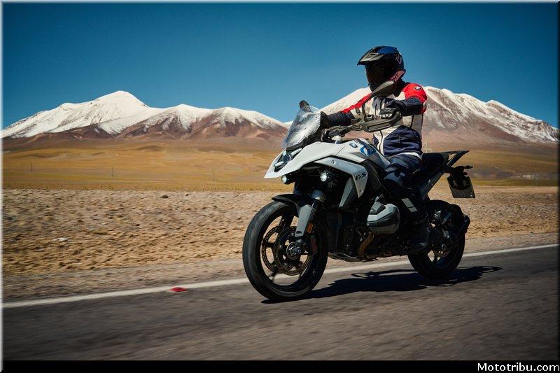 BMW Motorrad 2024 : Nouvelles couleurs et options pour la gamme de motos