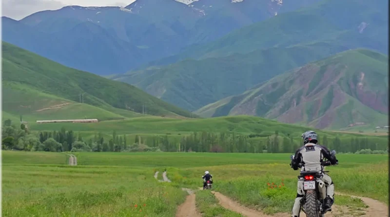 VOYAGE – Kirghizistan et Pamir Highway à moto, le guide pour préparer son expédition