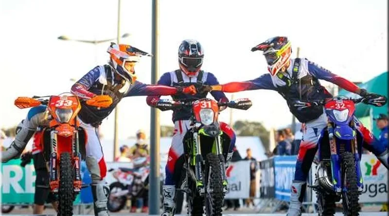 Enduro - 6 Days, Portugal, Grandola, Jour 1, les Bleus tiennent le cap dans la poussière portugaise, sur la Route des Bleus, épisode 2 (compte rendu, photos, vidéo, résultats)
